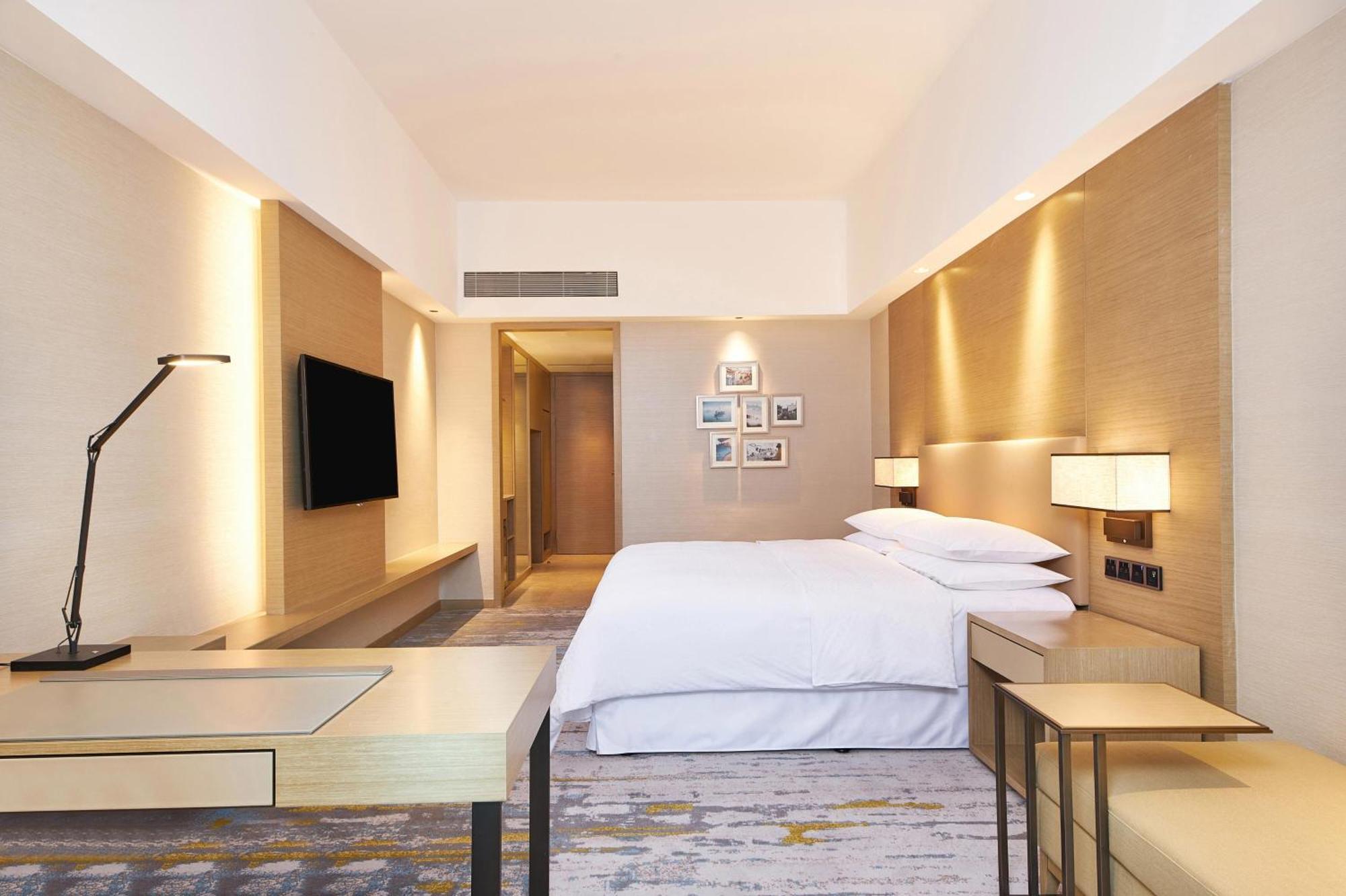 Four Points By Sheraton Цзясін Екстер'єр фото