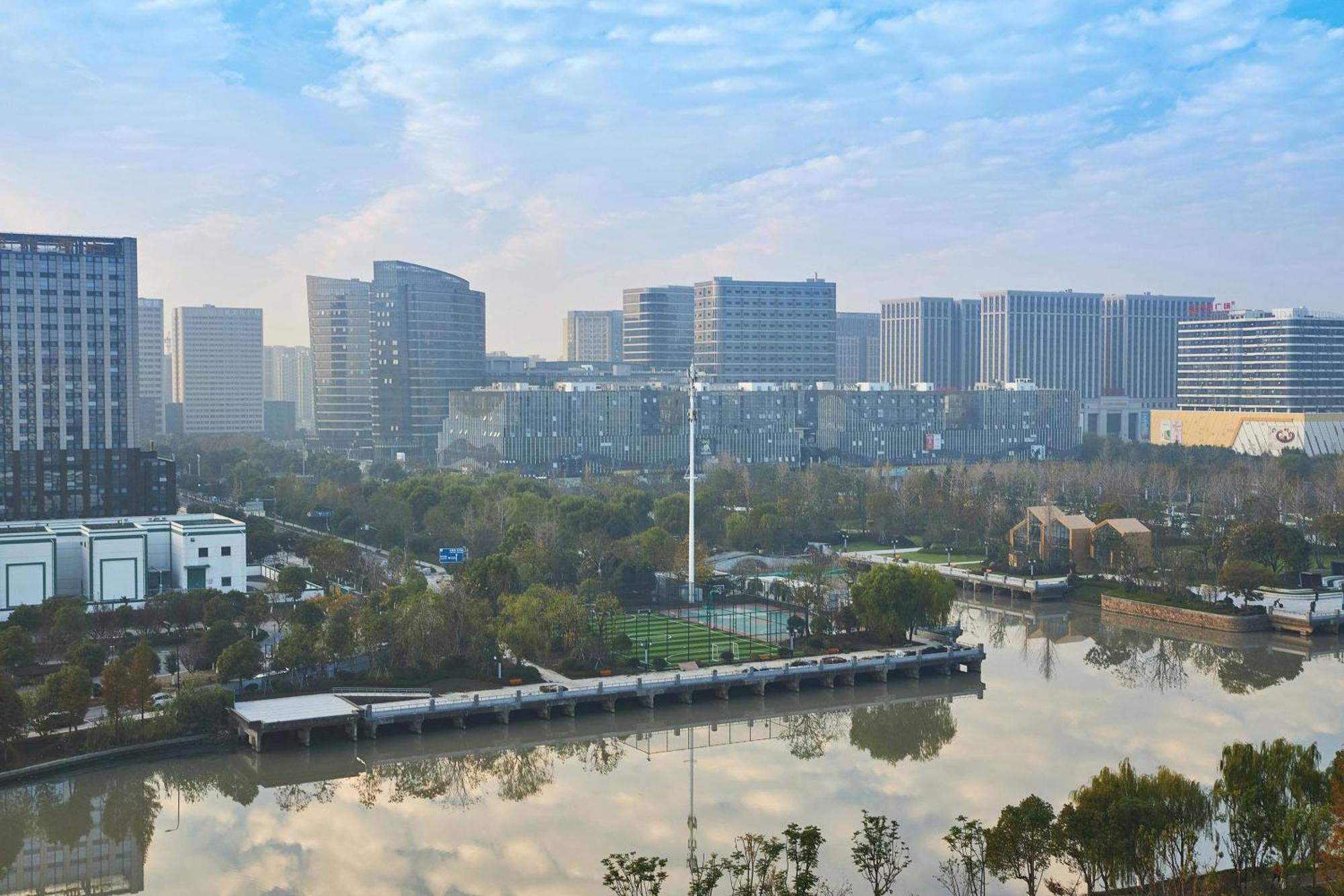 Four Points By Sheraton Цзясін Екстер'єр фото